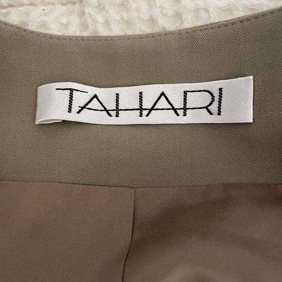 Tahari Concealed Button Placket Blazer Jacket Women Long Sleeves Round Neck 4 - Picture 6 of 8